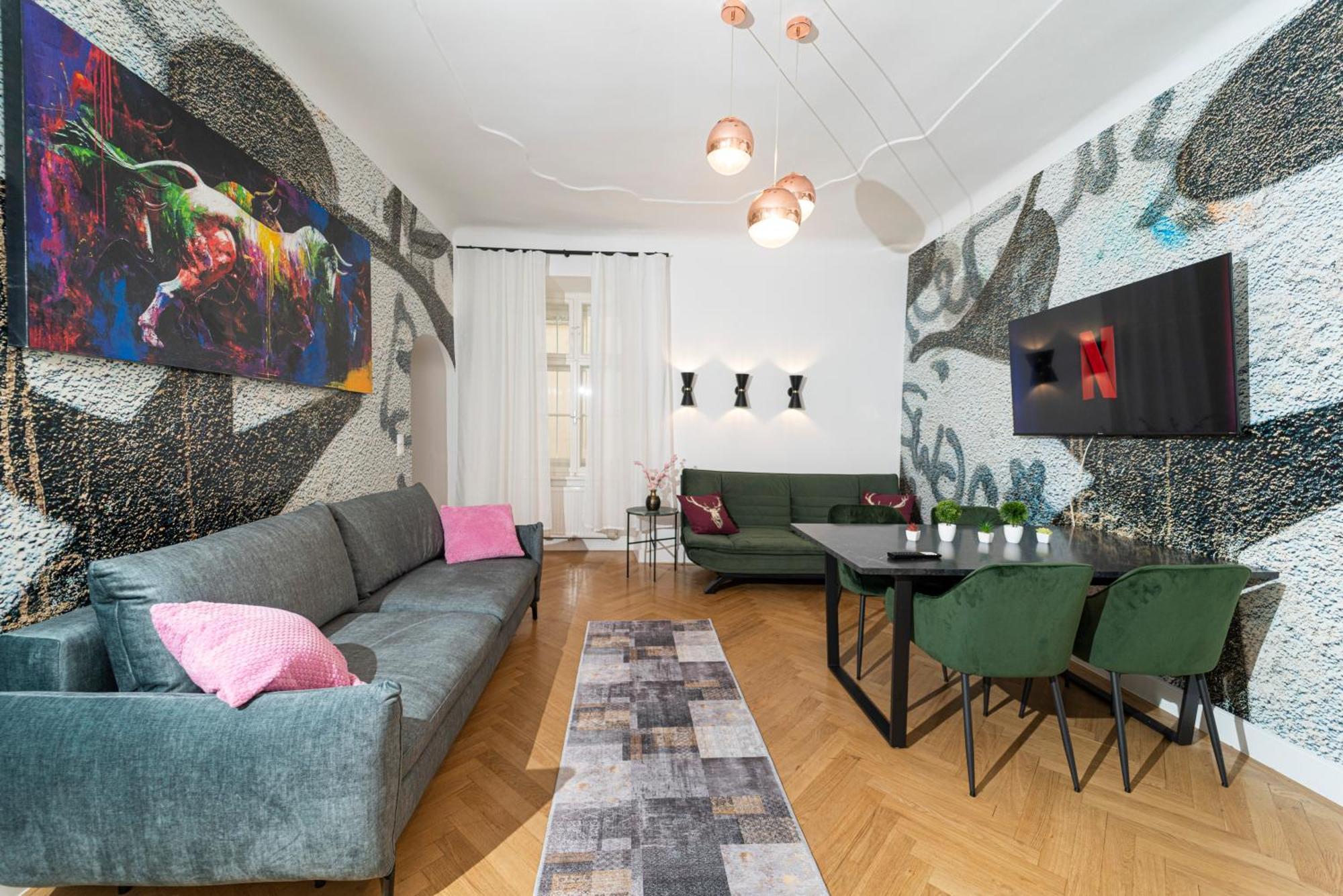 Central Stephansdom Apartment I Netflix I Self Check In Wien Exteriör bild