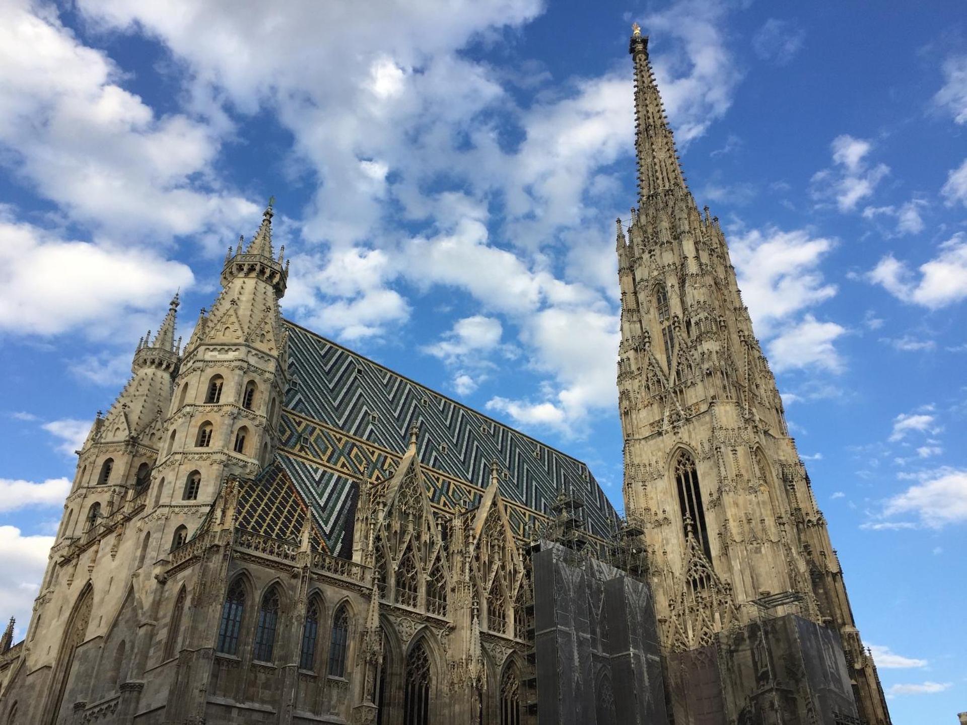 Central Stephansdom Apartment I Netflix I Self Check In Wien Exteriör bild